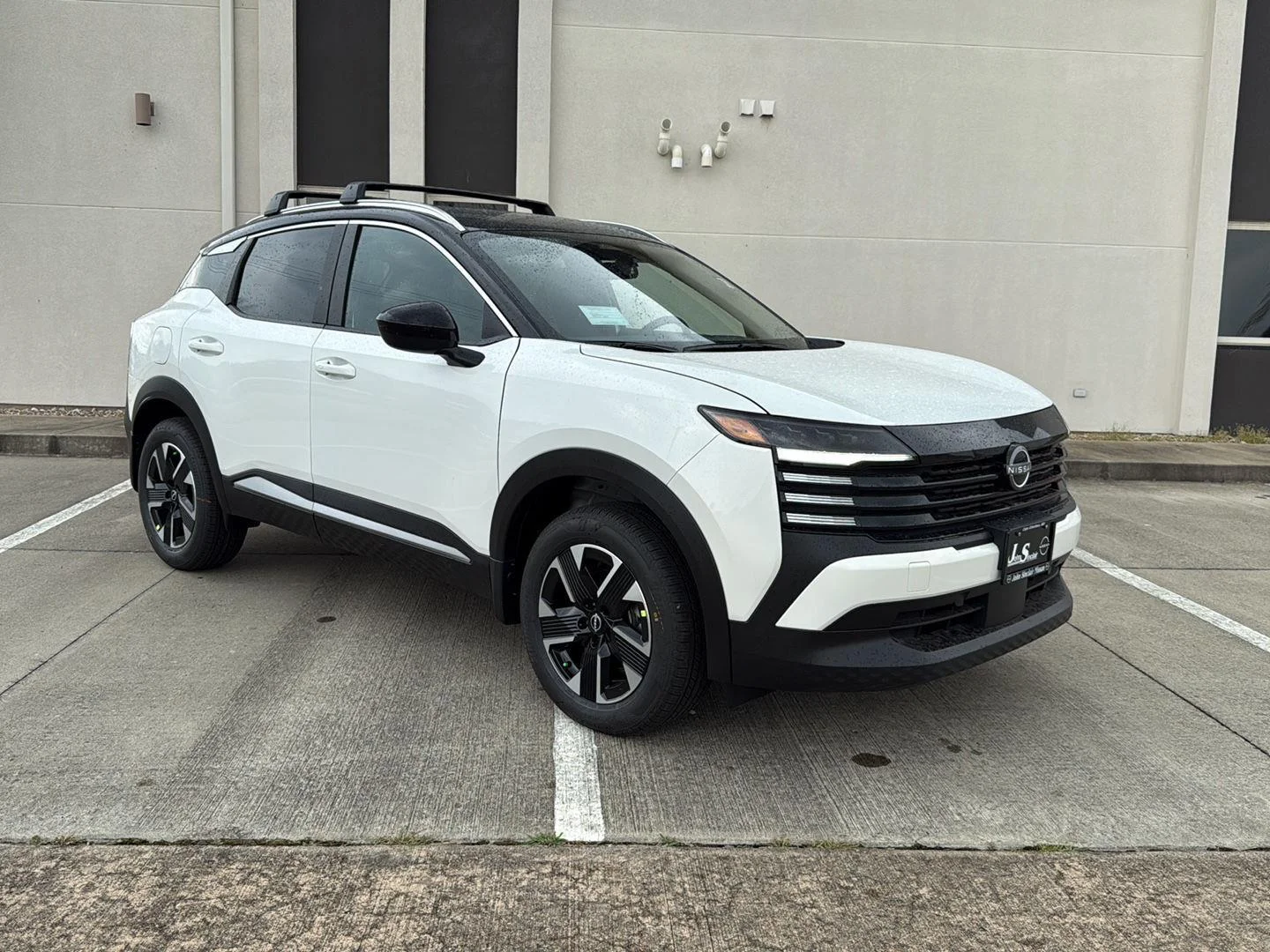 2026 Nissan Kicks 2.0 SV AWD's photo