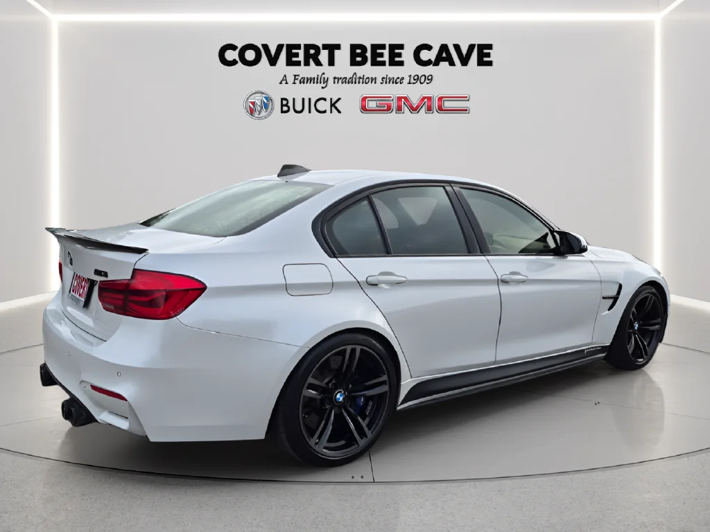 Used 2018 White BMW Base image 9