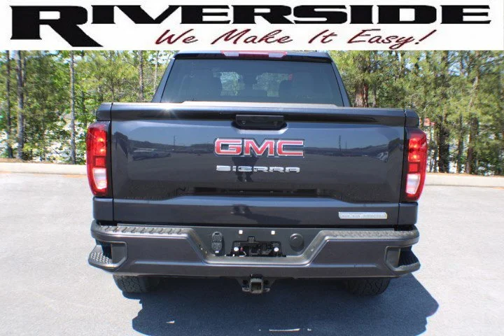 Certified Used 2023 Titanium Rush Metallic GMC Elevation image 18