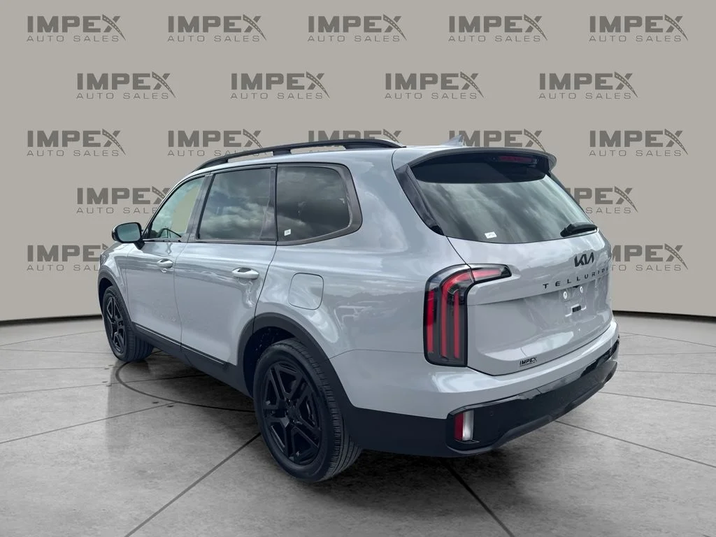 Used 2025 Gray Kia SX-Prestige X-Line image 2