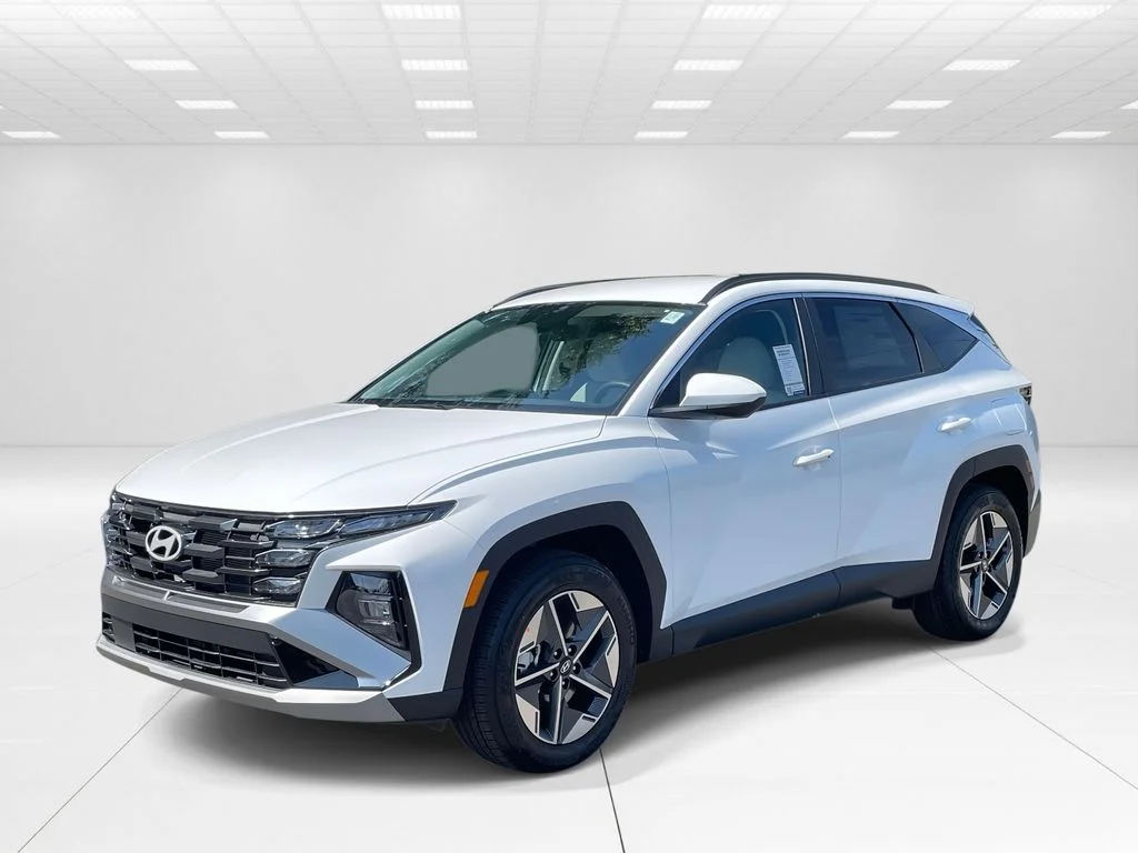 New 2026 White Hyundai SEL image 3