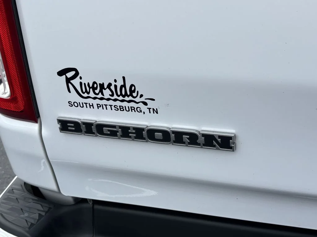 Used 2024 White Ram Big Horn/Lone Star image 32