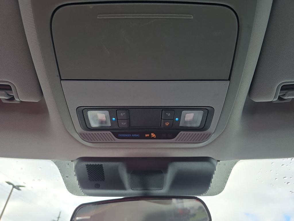 Used 2022 White Ford XL image 27