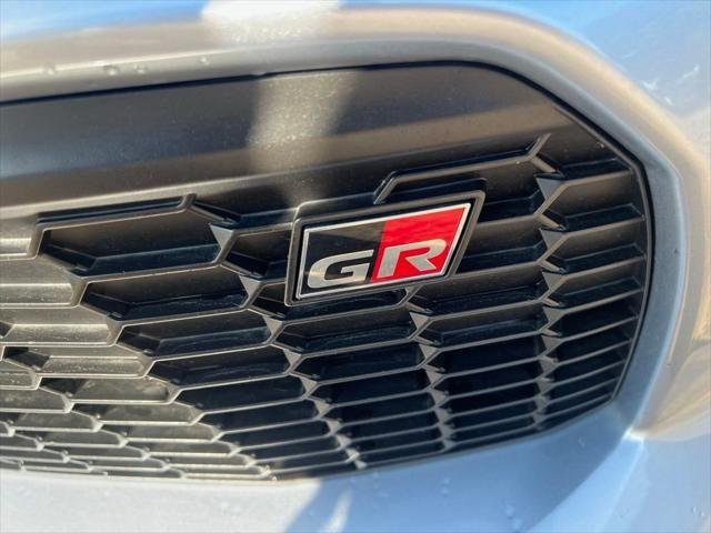 Certified Used 2022 STEEL Toyota  image 18