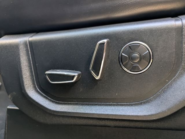 Used 2019 Black Ford Platinum image 19