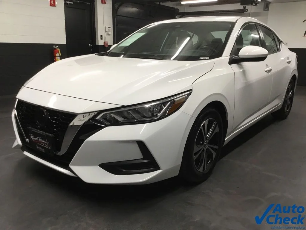 Used 2023 White Nissan SV image 3