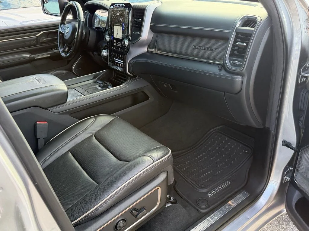 Used 2020 Silver Ram Limited image 19
