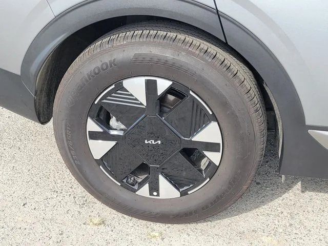 Certified Used 2026 Steel Gray Kia LX image 30
