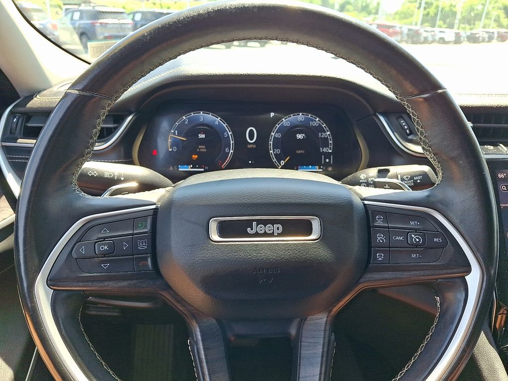 Used 2021 Gray Jeep Limited image 22