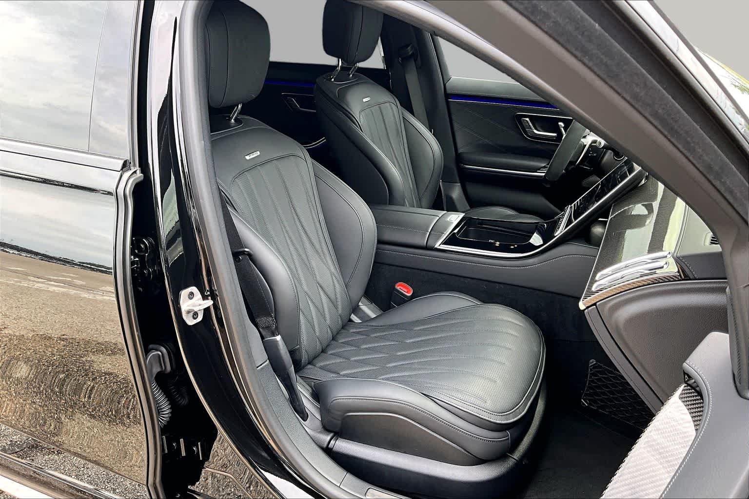Certified Used 2025 Obsidian Black Metallic Mercedes-Benz AMG® S 63 E image 9