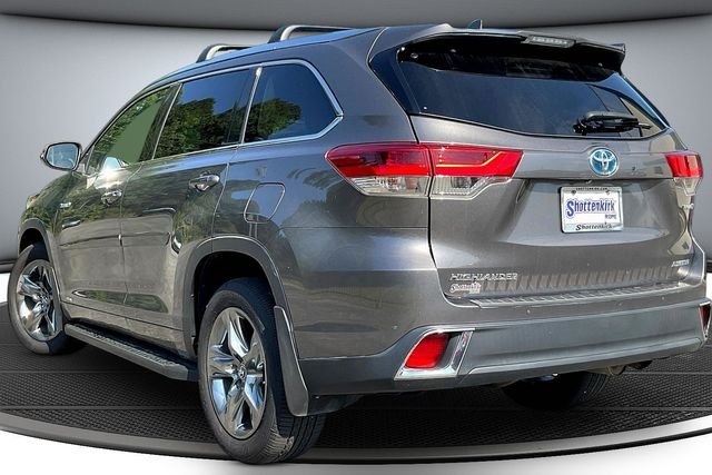Used 2018 Gray Toyota Limited Platinum image 7