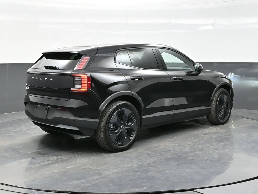 New 2026 Onyx Black Volvo Twin Motor Cross Country Ultra image 7