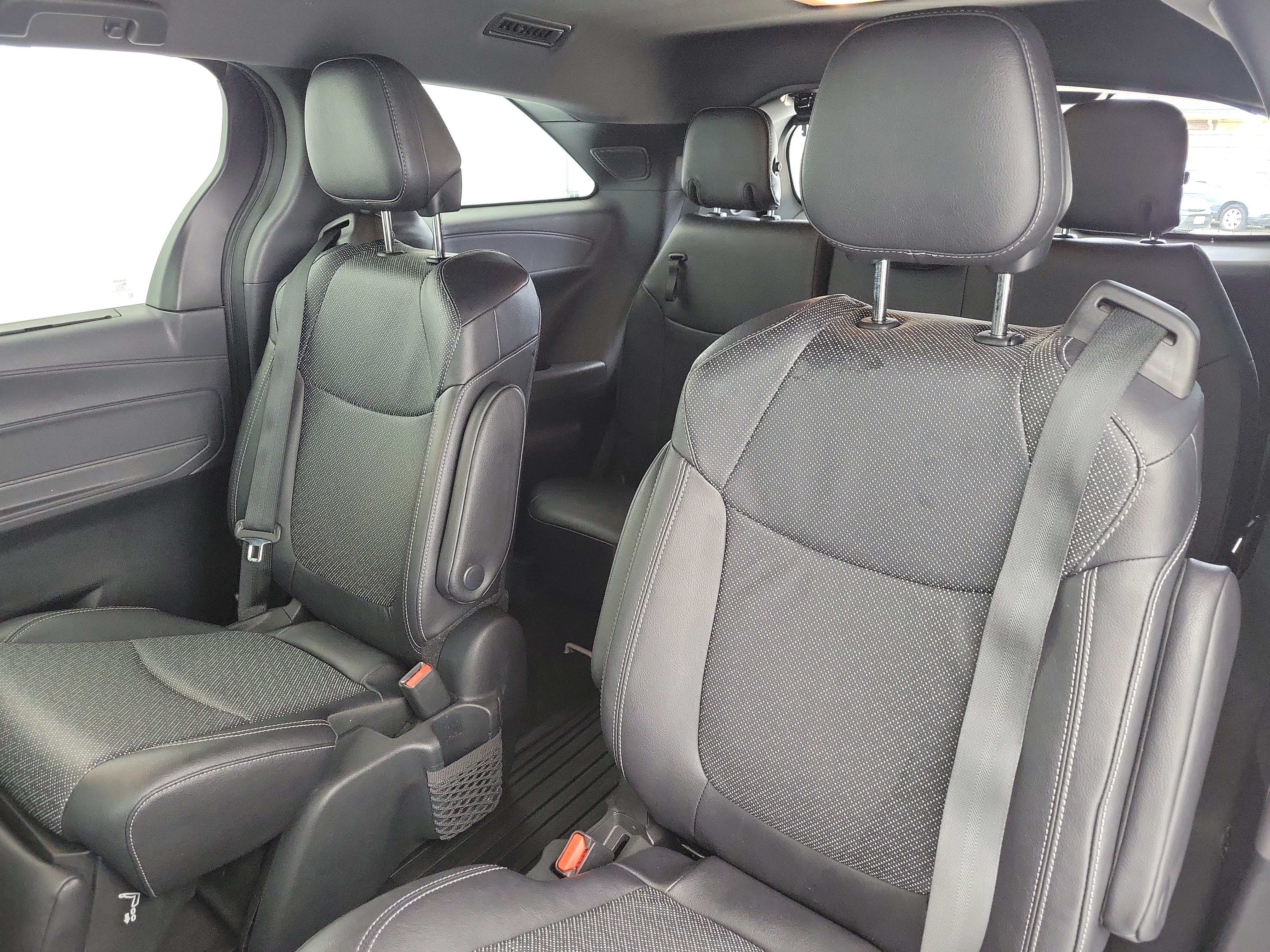 Used 2023 Wind Chill Pearl Toyota XSE image 14