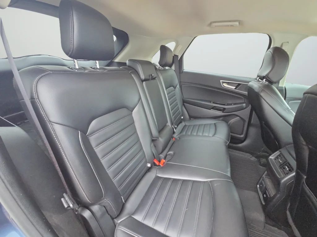 Used 2019 Blue Ford SEL image 20