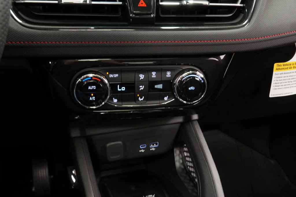 New 2026 Mosaic Black Metallic Chevrolet RS image 27