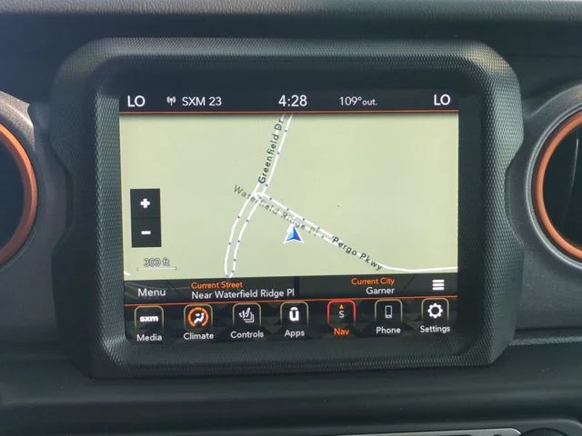 Used 2023 Black Jeep Mojave image 21