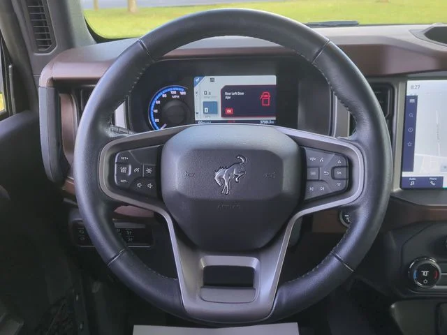 Used 2023 Green Ford Outer Banks image 31