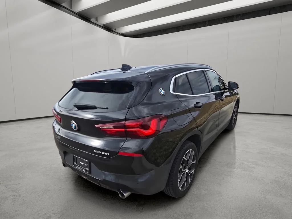 Used 2023 Jet Black BMW xDrive28i image 5