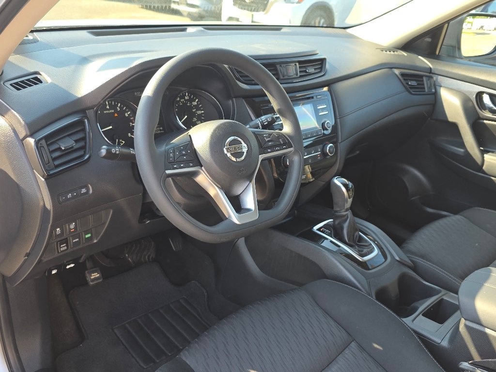2017 Nissan Rogue S - Photo 23