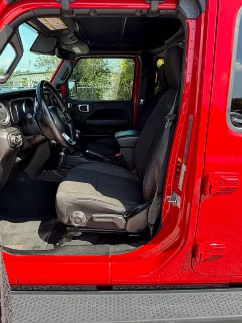 Used 2020 Red Jeep Unlimited Sahara image 3