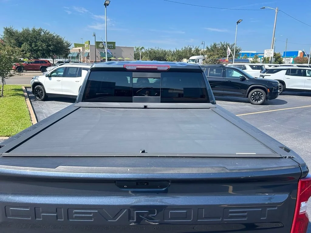 Used 2021 SHADOW GRAY METALLIC Chevrolet LT Trail Boss image 12