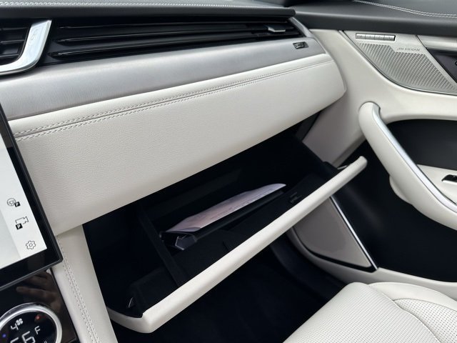 2026 Jaguar F-Pace R-Dynamic S - Photo 41