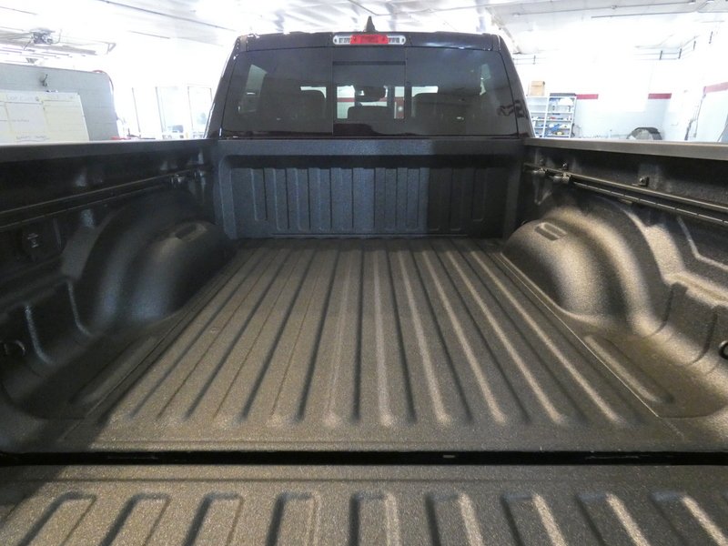 New 2027 Diamond Black Crystal Pearl-Coat Exterior Paint RAM Laramie Crew Cab 5