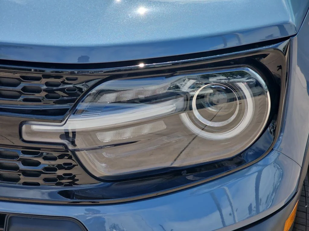 New 2026 Azure Gray Metallic Tri-Coat Ford Outer Banks® image 33