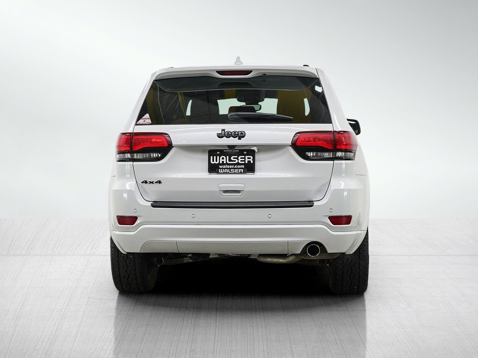 Used 2020 Bright White Clearcoat Jeep Altitude image 4