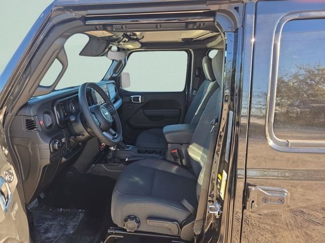 New 2026 Black Clear-Coat Exterior Paint Jeep Rubicon image 11