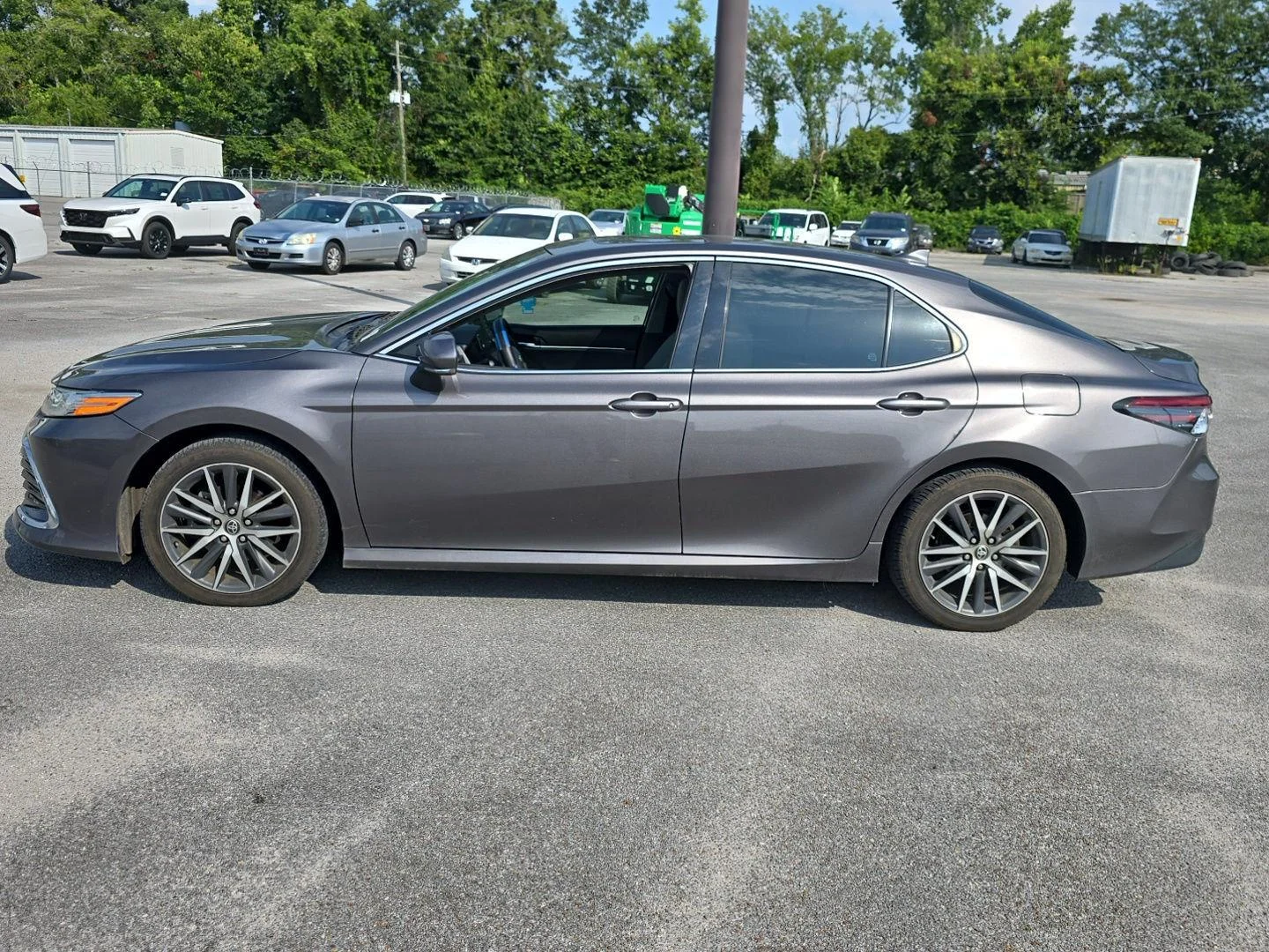 Used 2022 Predawn Gray Mica Toyota Hybrid XLE image 7
