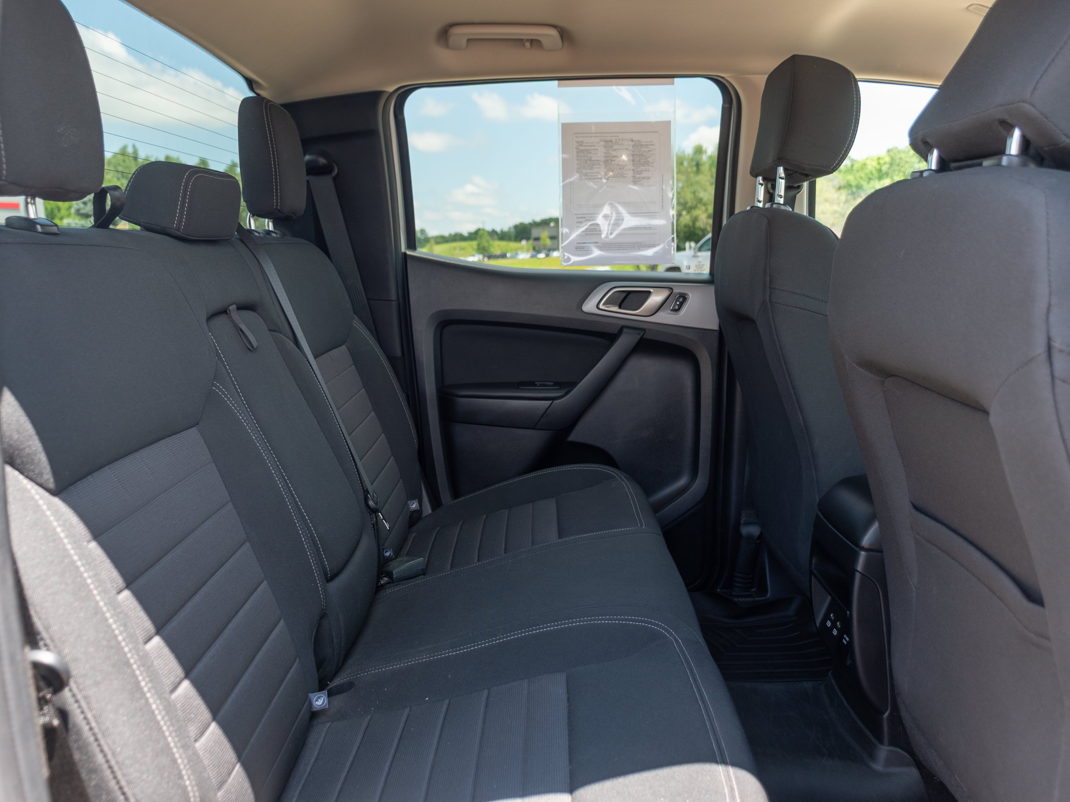 Used 2019 Silver Ford XLT 4X4 image 18