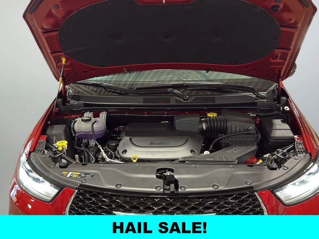 New 2026 Red Hot Pearl-Coat Exterior Paint Chrysler Select image 19