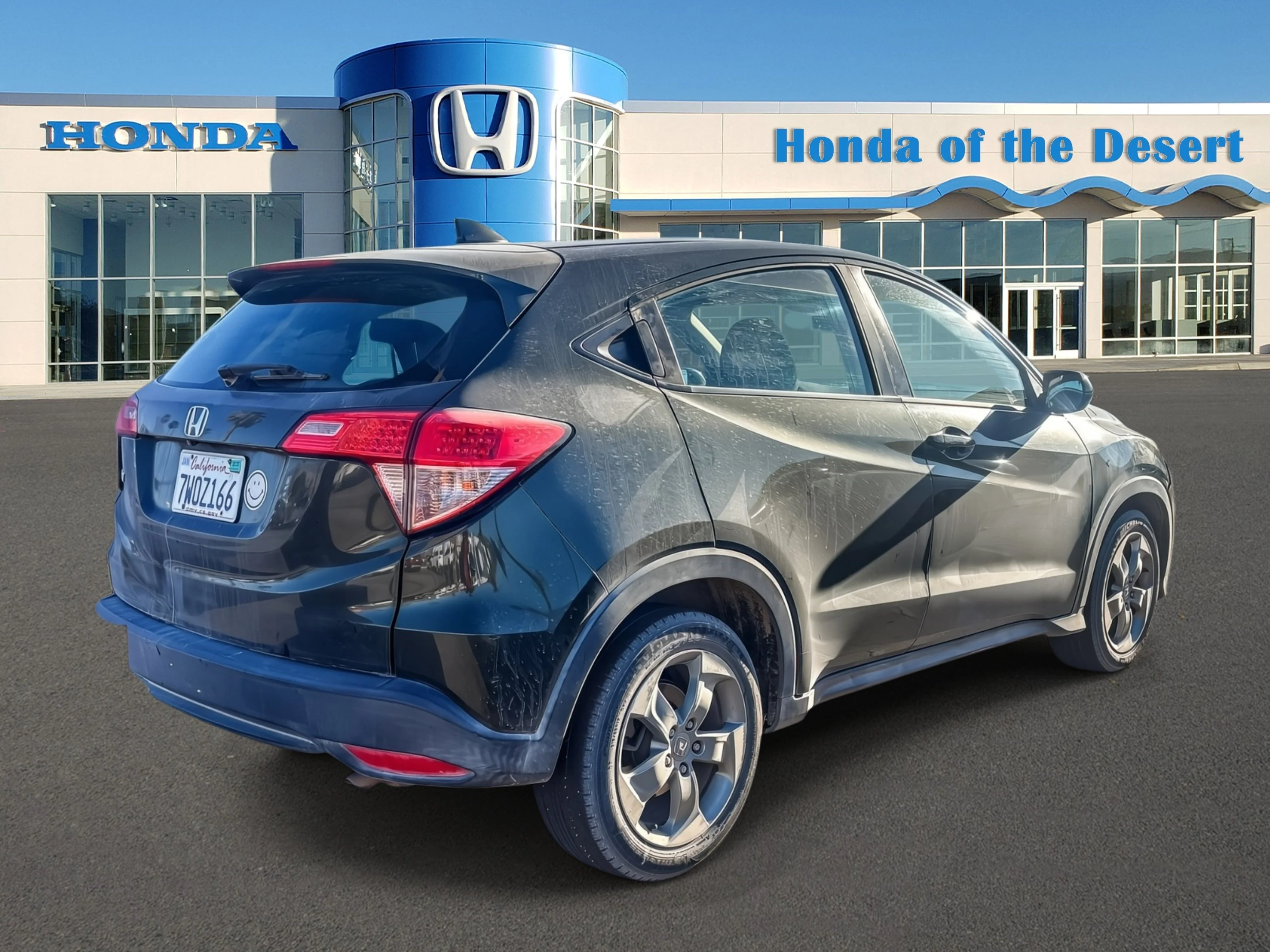 Used 2016 Misty Green Pearl Honda LX image 5