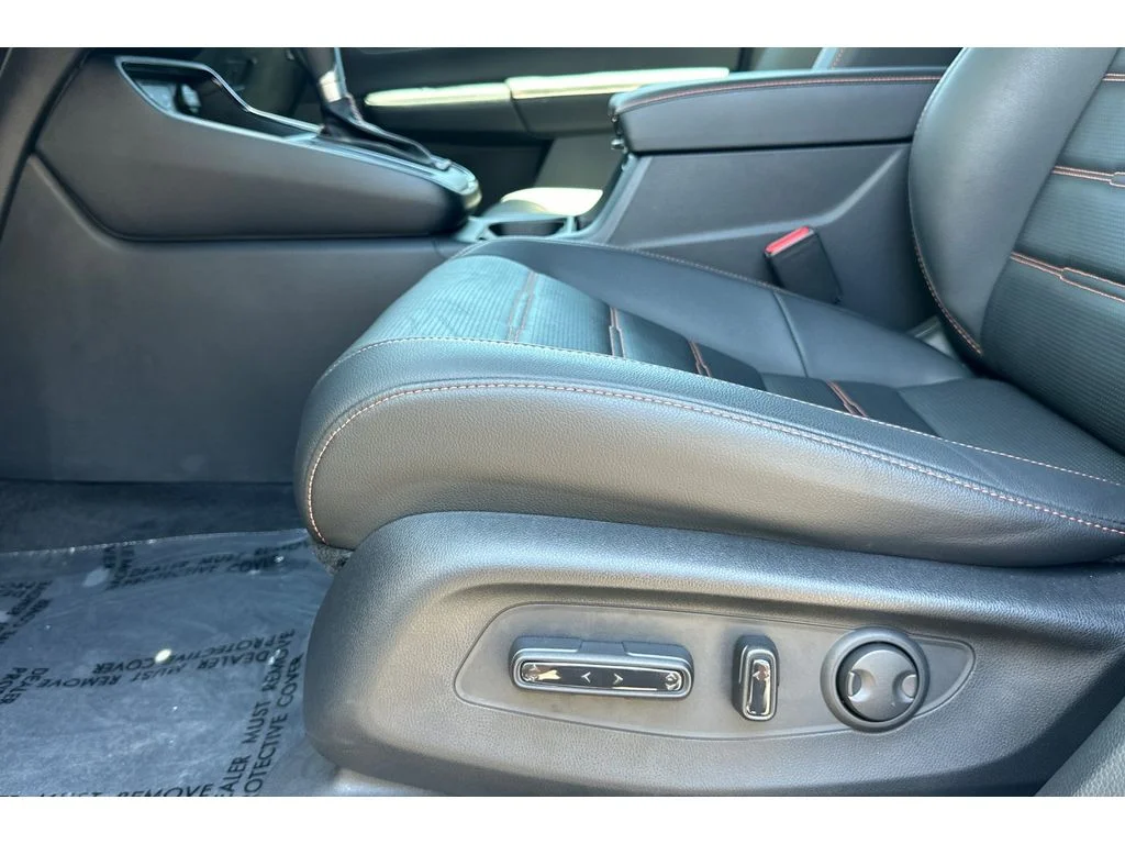Used 2026 Solar Silver Metallic Honda Sport-L image 13