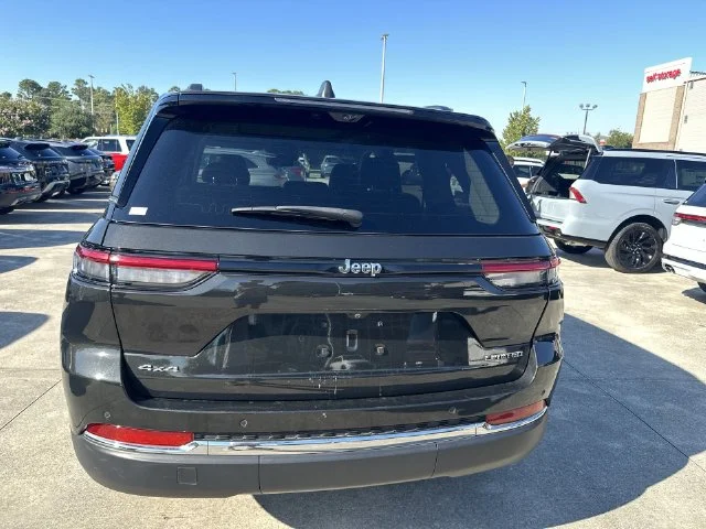 Used 2023 Brown Jeep Limited image 26