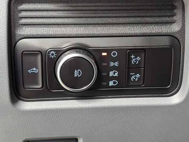 New 2026 Oxford White Ford F-250® XL image 46