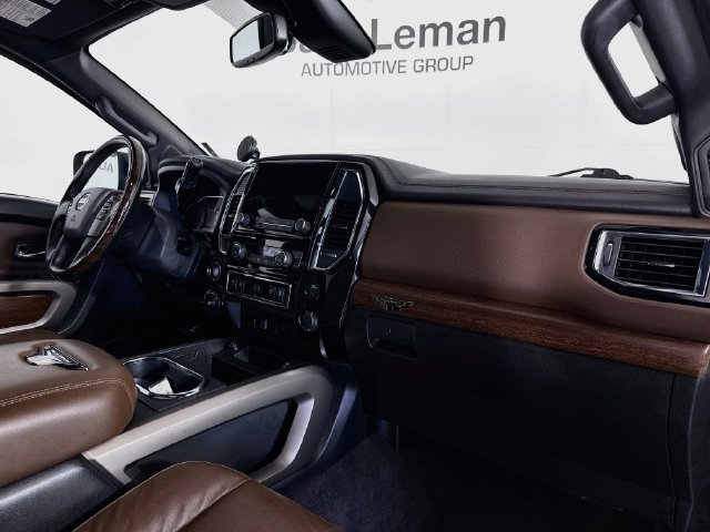 Used 2021 White Nissan Platinum Reserve image 30