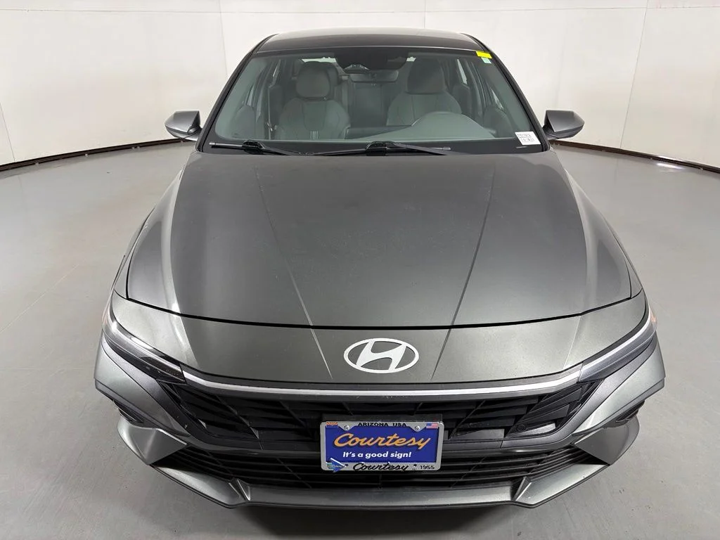 Used 2024 Gray Hyundai SEL image 3