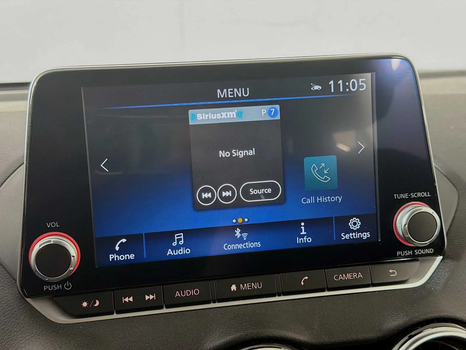 Used 2025 Rosewood Metallic Nissan SV image 12
