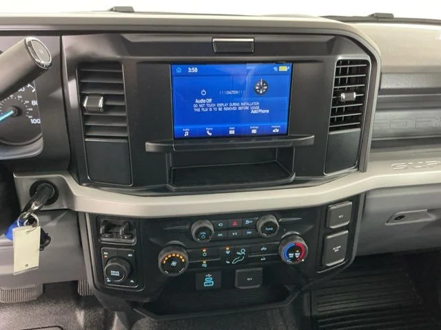 New 2026 Oxford White Ford XL image 18