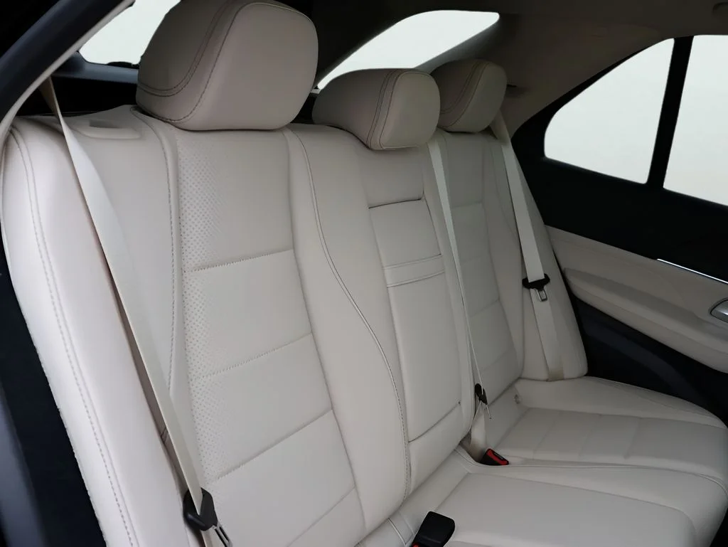 New 2026 Obsidian Black Metallic Mercedes-Benz GLE 450 image 12