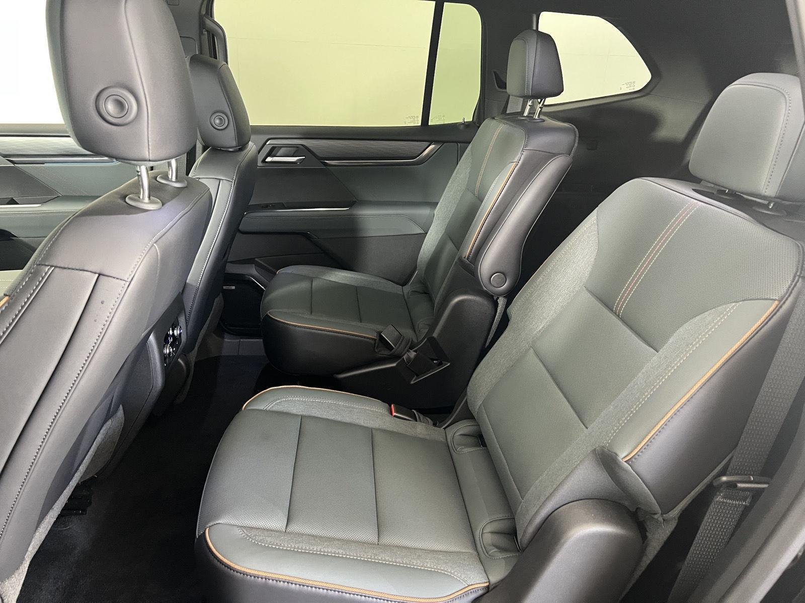 Used 2026 Ebony Twilight Metallic GMC AWD AT4 image 19