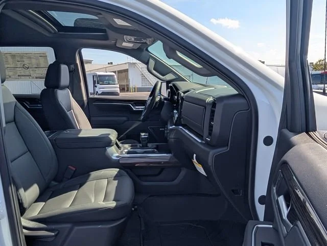 2026 Chevrolet Silverado 1500 RST - Photo 7