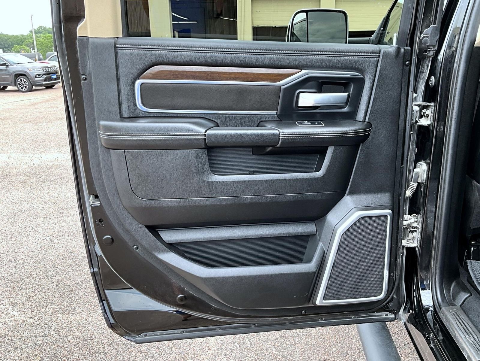 Used 2022 Black Ram Laramie image 21