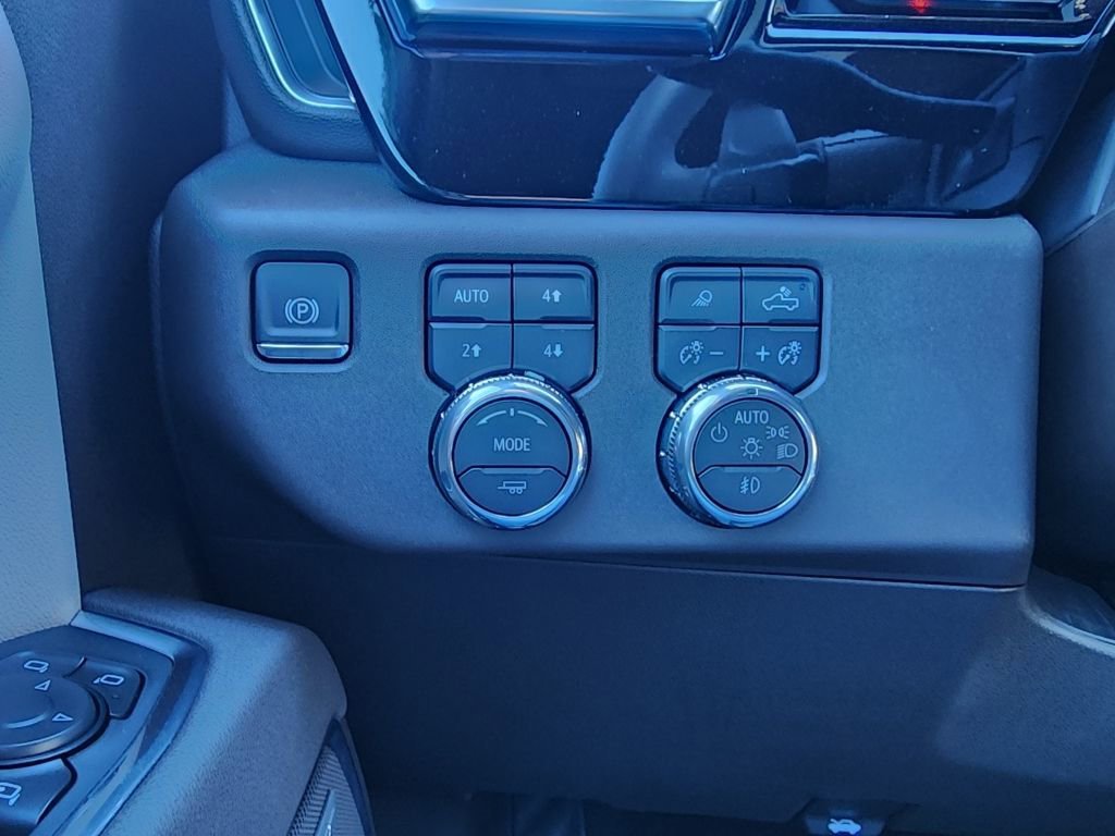 2026 GMC Sierra 1500 SLT - Photo 20