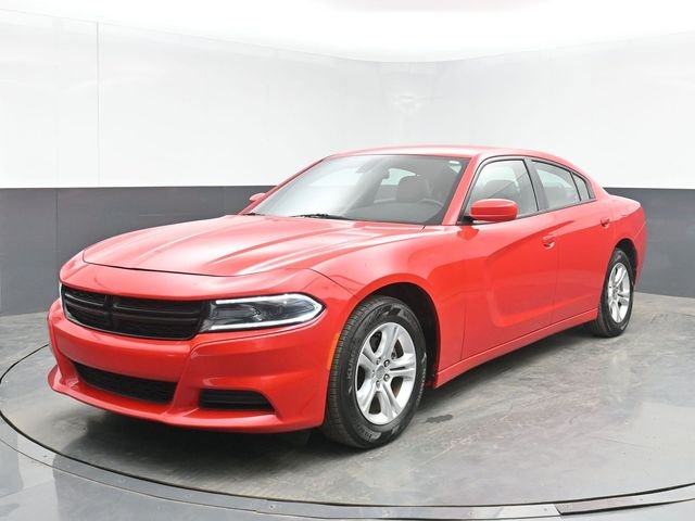 Used 2021 Red Dodge SXT image 4