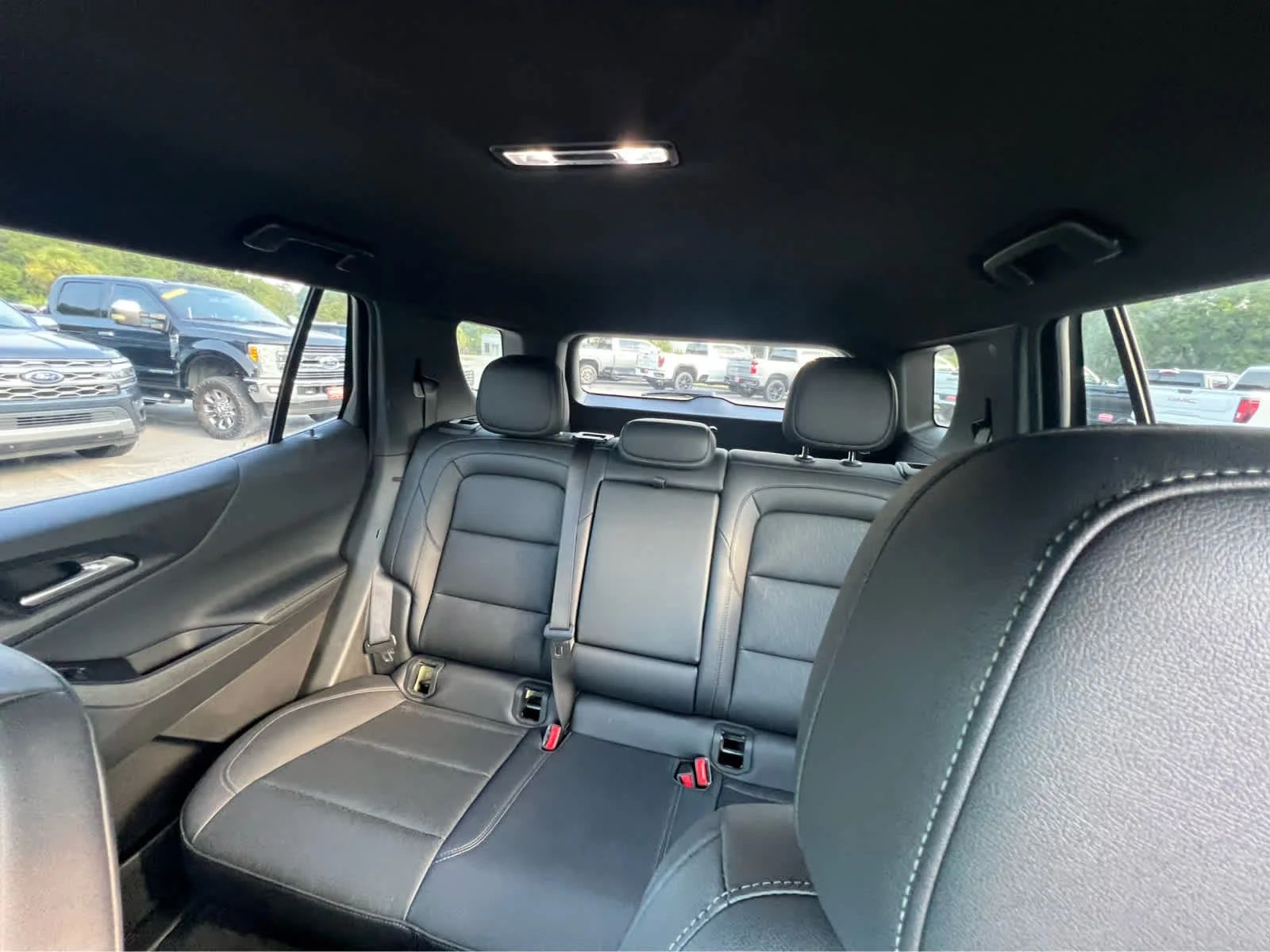 Used 2025 Sterling Gray Metallic Chevrolet LT image 9