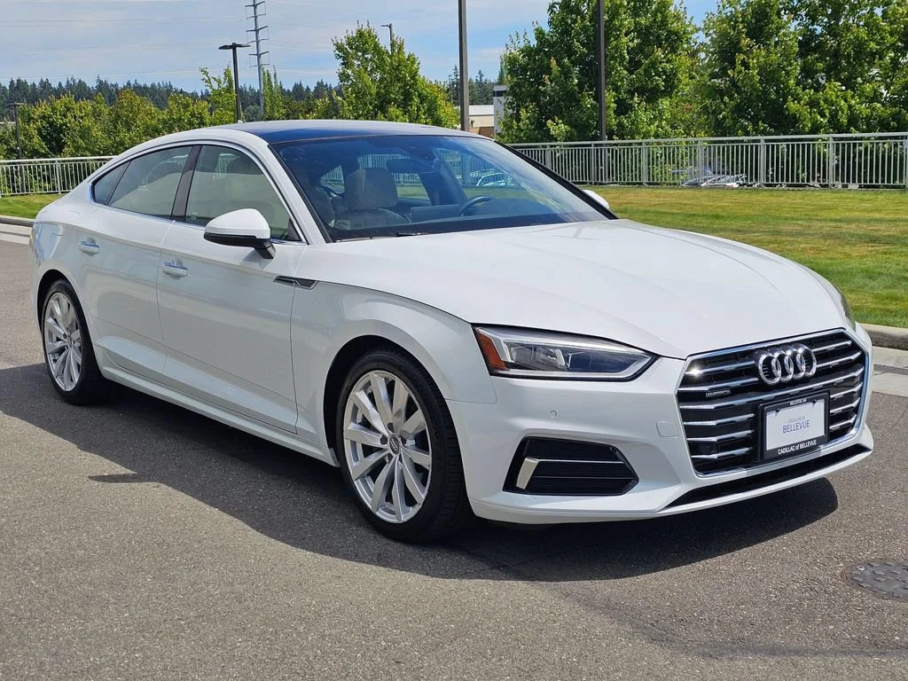 Used 2018  Audi Premium Plus image 7
