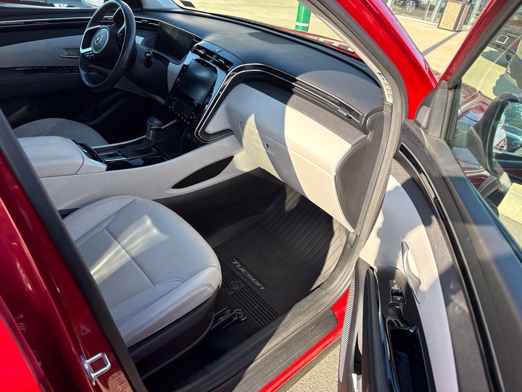 Certified Used 2022 Red Hyundai SEL image 3